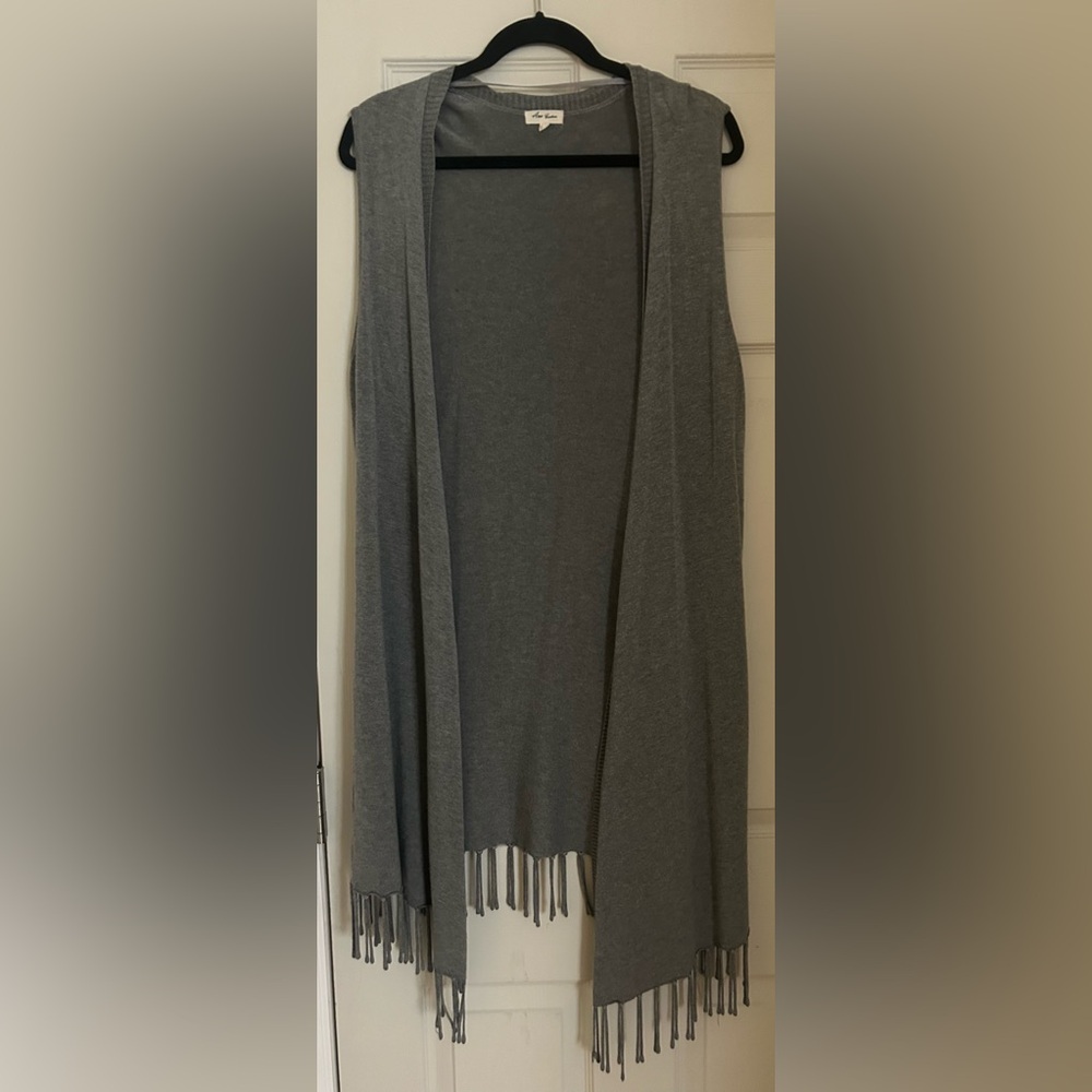 AVA Couture Women’s Sleeveless Front Cardigan